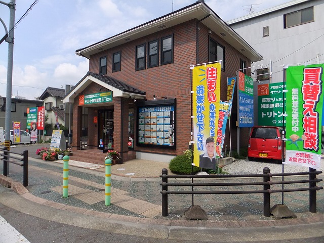 北東からの店舗1