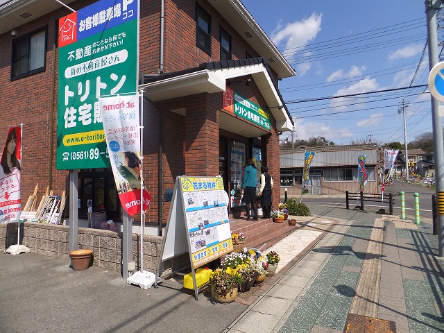 南側からの店舗2